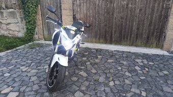 Honda CB500FA - 4
