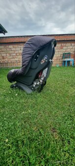 Jídelní židle a Autosedačka - 4