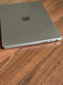MacBook Pro 14" M1 Pro (2021) - 16GB/512GB - DPH - 4