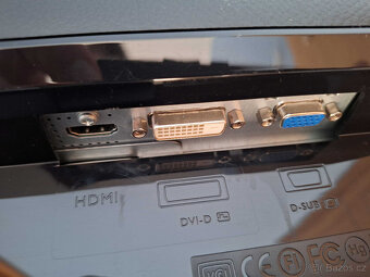 22" LCD, BenQ E2200HD, 5ms,10000:1, DVI, HDMI, repro - 4