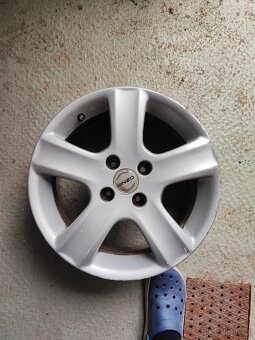 Alu disky 4x108 r 16 + vymezovací podložky se šrouby - 4