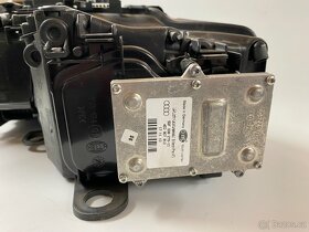 Nové pravé přední Xenon Světlo Audi A8 D3 - 4
