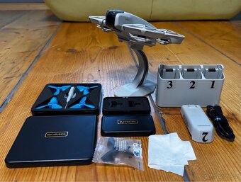 DJI NEO dron 2x baterie a nabíjecí hub + příslušenství - 4