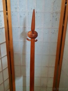 Dřevěný stojan/věšák - 4