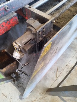 Pilous Arg 230 NC automat - 4