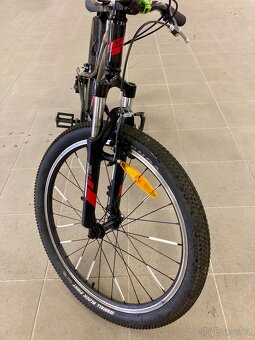 dětské kolo GT Stomper 24" s odpruženou vidlicí - 4
