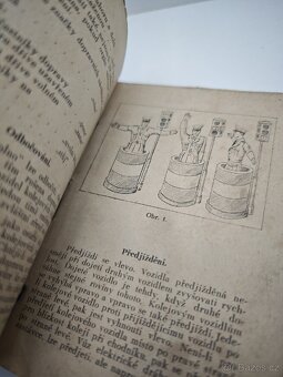 Škola předpisu 1947 a příručka řidiče 1955 - 4
