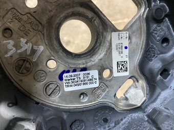 Multifunkční kožený volant VW Passat B6 3C tříramenný - 4