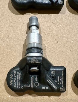 TPMS snímač tlaku v pneumatikách VW 3AA907275B - 4