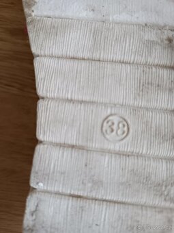 Dívčí kožené sandálky zn. Baťa, vel. 38 - 4