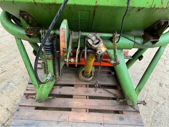 1200L Rozmetadlo AMAZONE ZA-F 1204 - 4