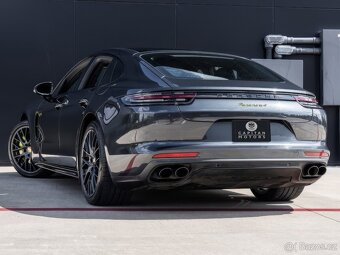 2018 Porsche Panamera 4 AWD 3.0 - 4