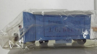 10 figurek Preiser jednotlivě balených s nálepkou Preiser, n - 4