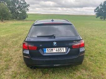 BMW F11 530d 190Kw originál M packet - 4