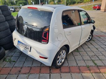 VW UP na náhradní díly - 4