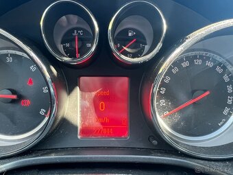 Opel Insignia 2.0 CDTI, 96 kW, servisováno pravidelně - 4