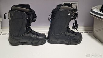 Prodám K2 dámské/dětské boty na snowboard velikost 7,5 , 38 - 4