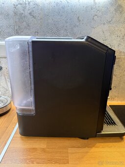 Automatický kávovar SIEMENS EQ 300 TF303E09 - 4