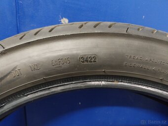 Metzeler Lasertec 100/90 R18 - 4