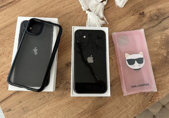 Apple iPhone 11 64 gb čierny - TOP STAV - 4
