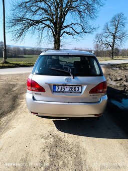 Avensis Verso 2.0 D 85kw - 4