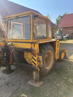 Prodám traktor bagr WARINSKY - 4