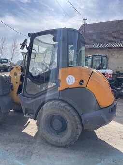 Ahlmann AX850 - 4