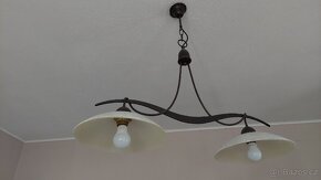 Kovaný lustr se skleněnými stinidly, š. 90 cm, v. 80 cm - 4