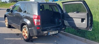 Suzuki Grand Vitara 4x4 - 4