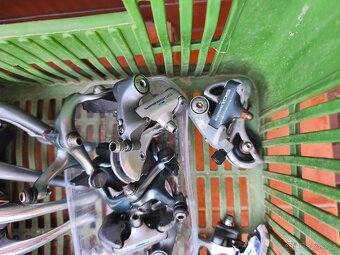 Komponenty Ultegra Tricolor a 105 atd - 4