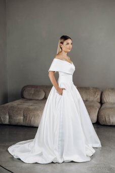 Svatebni šaty velikost 38/40 - 4