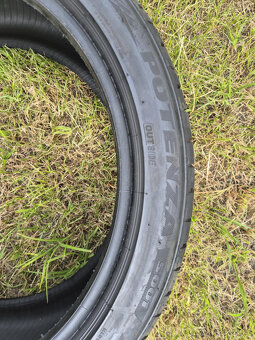 Bridgestone Potenza 235/40 R19 - 4
