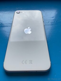 Prodám iPhone SE 2020 64GB bílý - 4