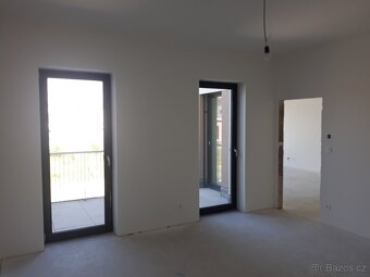 2+kk, lodžie, sklepní kóje - 4