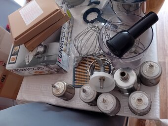Robot Kenwood - 4