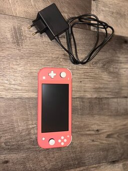 Nintendo switch lite + hra super mario bros - 4