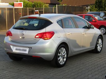 Opel Astra 1.7 CDTi , 92 kW nafta, 2012 - 4