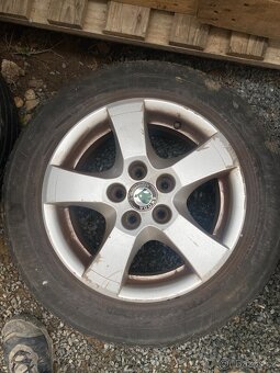Alu kola 14” 5x100 Škoda a letní pneu 185/60/R14 - 4