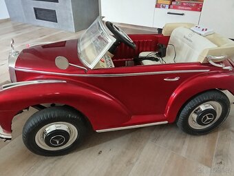 Dětské elektrické autíčko - 4