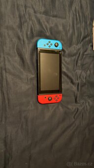 Nintendo Switch + Zelda Breath of the Wild - 4