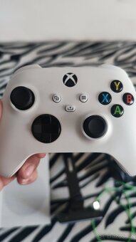 Xbox one S 1TB - 4