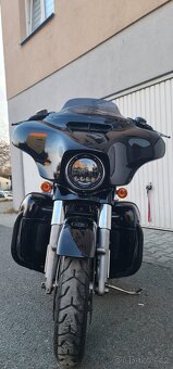 Harley Davidson FLHXS Street Glide speciál 2014 - 4