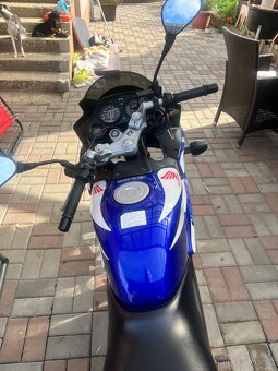 CBR 125 - 4