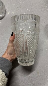 Broušené sklo 2x váza, popelník a miska s víčkem - 4