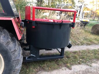 Míchačka za traktor - 4