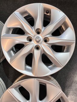 4x100 R16 Originál Renault ZOE / Clio - ET44 TOP - 4