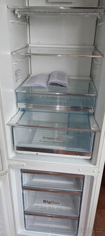 Lednice s mrazakem Bosch A++++ - 4