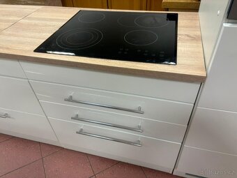 Zánovní kuchyňská linka včetně všech spotřebičů - 4