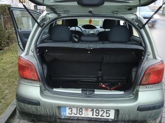 Toyota yaris 1.0 48kw - 4