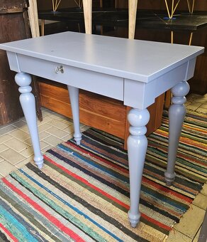 psací stůl model IKEA ISALA - 4